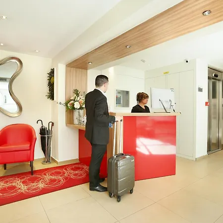 Le Grand Hotel De Normandie-3