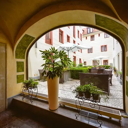 Hotel Elite Prague-3