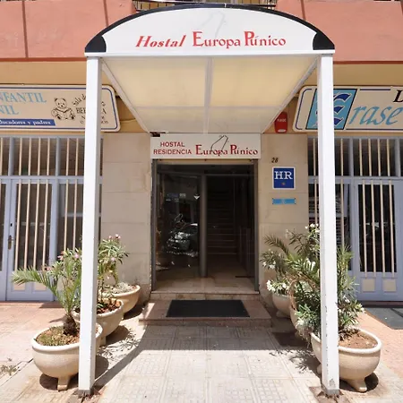 Hostal Residencia Europa Punico-3