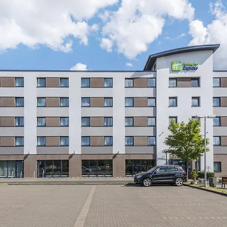Holiday Inn Express Cologne Muelheim By Ihg-2