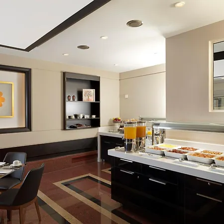 Holiday Suites-3
