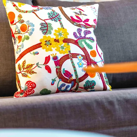 Alma Hotel - Boutique Hideaway By The Lake With Rooftop And Ladies-Only Wellness-3