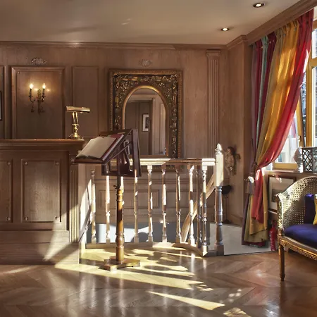 Hotel De La Motte Picquet-2