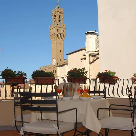 Hotel Degli Orafi-3