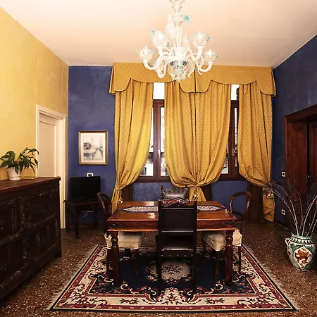 Palazzo Odoni-3