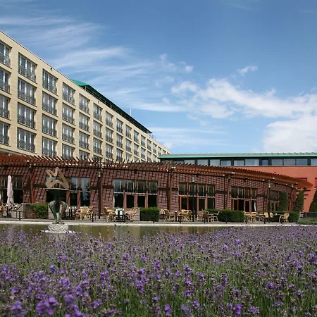 Van Der Valk Hotel Maastricht-2
