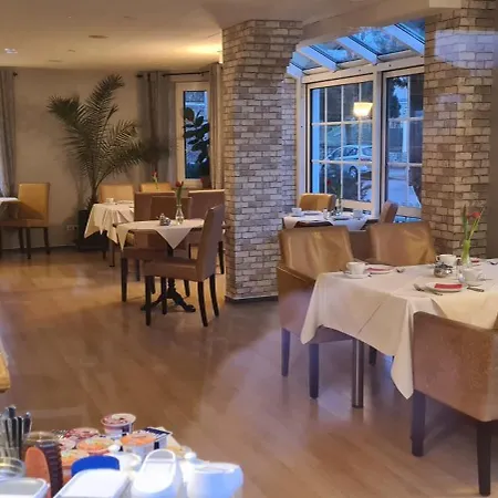 Pension&Café Am Krähenberg-3