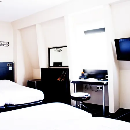 Backstage Hotel Amsterdam-3