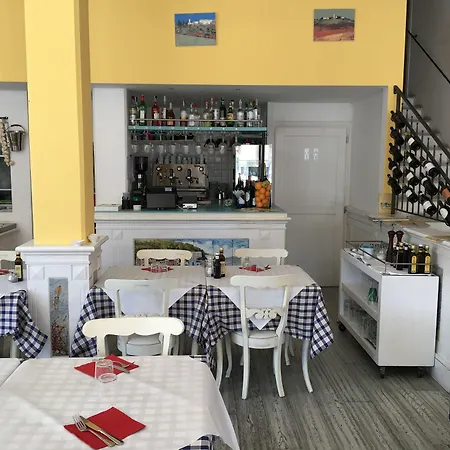Hotel Alex-3
