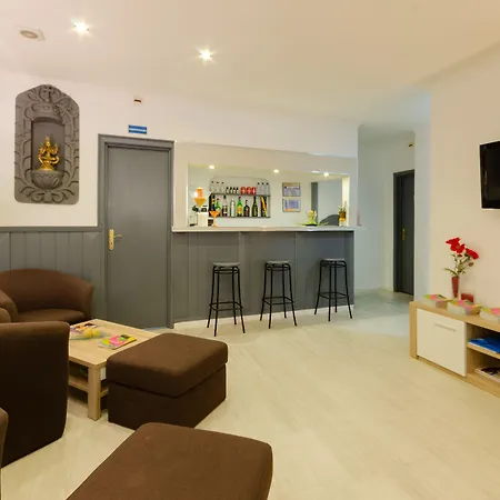 Dinya Lisbon Hotel&Lounge Bar-2