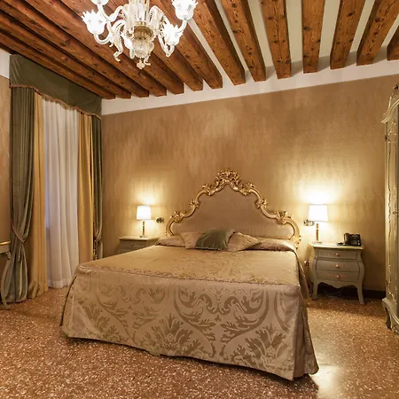 Hotel Al Ponte Mocenigo-3