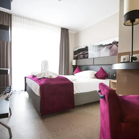 Amalienburg - Boutique & Boarding Hotel-3