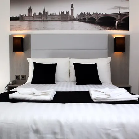 The Omega Hotel-2