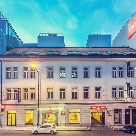 Ibis Praha Old Town-3
