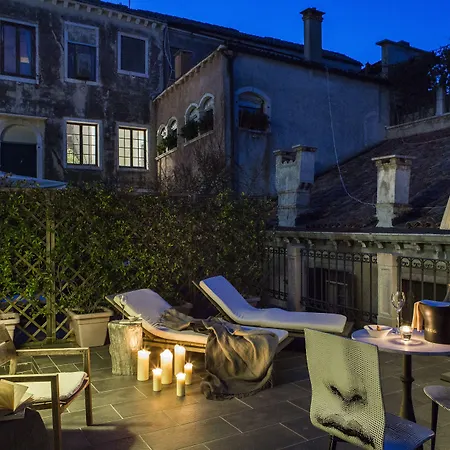 Hotel Palazzina Grassi-3