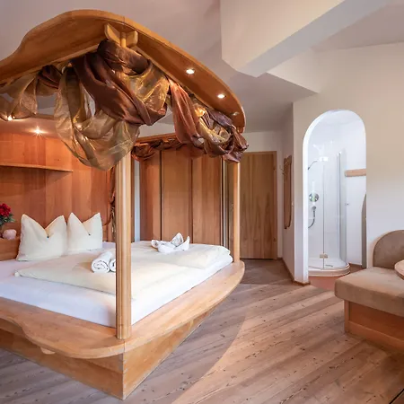 Bed&Breakfast Landhaus Strasser-2