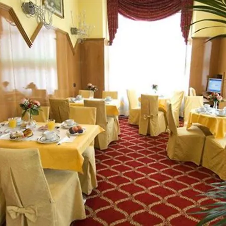 Hotel Cinque Giornate-3