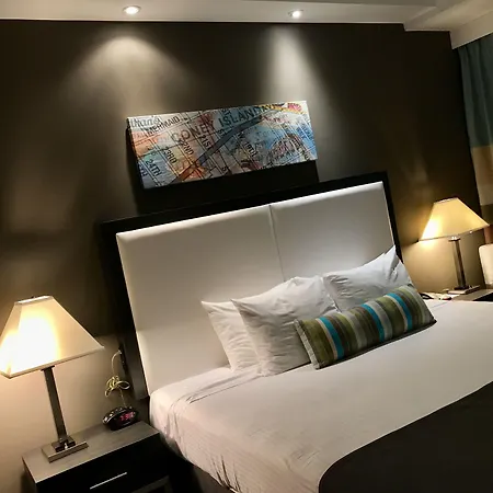 Best Western Plus Brooklyn Bay Hotel-3