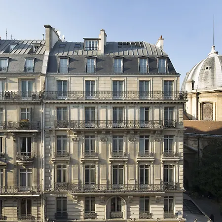 Hotel Lumen Paris Louvre-3