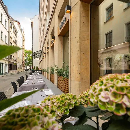 Hotel an der Oper-2