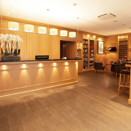 Townhouse Hotel-3