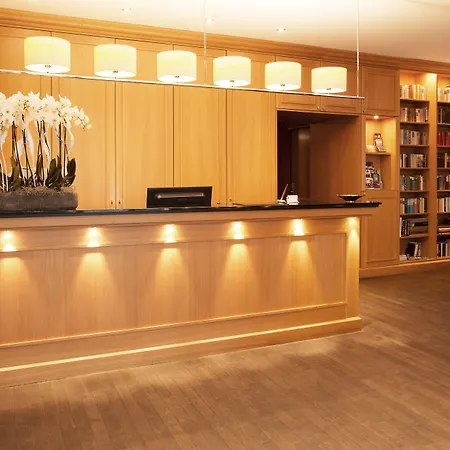 Townhouse Hotel-2