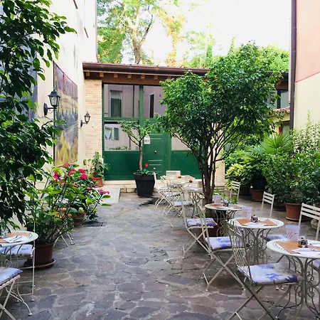 Boutique Hotel Scalzi - Adults Only-3