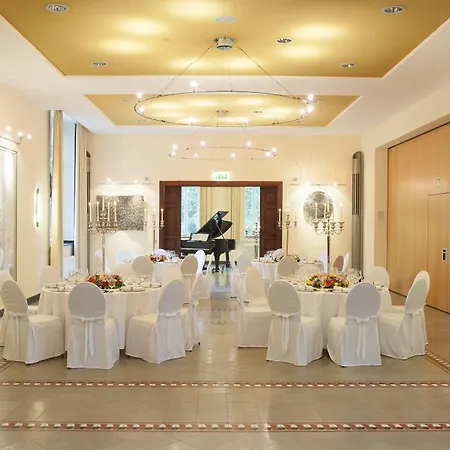 Hotel Mutterhaus Düsseldorf-2