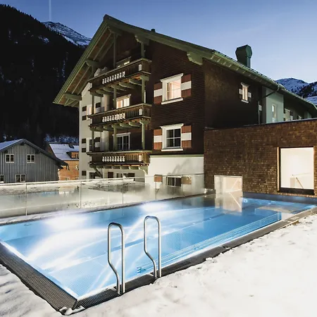 Hotel Schwarzer Adler - Sport&Spa-3