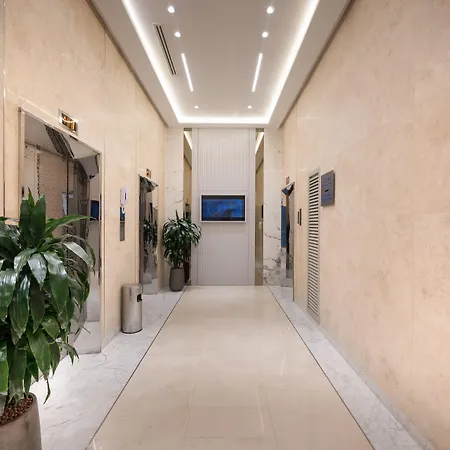Oaks Liwa Heights Hotel Suites-3