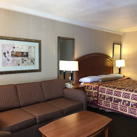 Royal Pacific Motor Inn-3