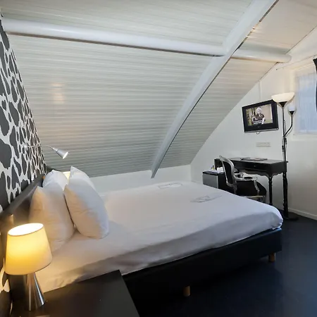 Floats By H2Otel Rotterdam-2