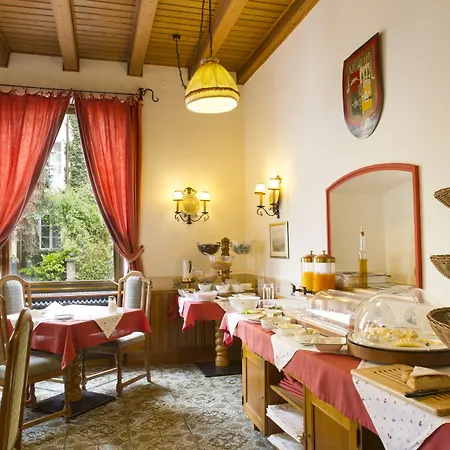 Hotel Hohenstauffen-2