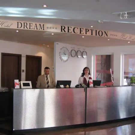 Grand Hotel Dream Main City Center-3