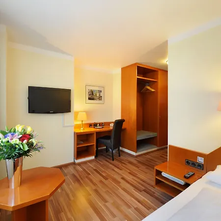 Bellevue Hotel-3
