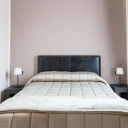 Leone X Guest House-2