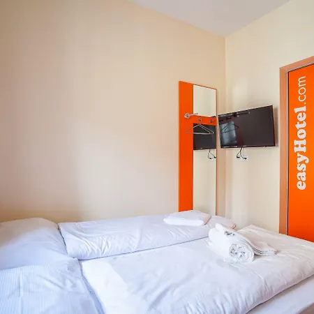 Easyhotel Basel - Self Service And Self Check-In-2