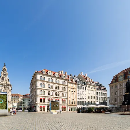 Aparthotel Neumarkt-3