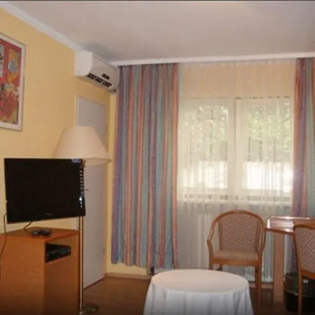 Hotel Ottersleben-3