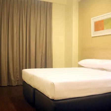 Hotel 81 Lucky-2