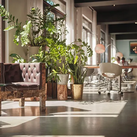 BANKS Antwerp-3