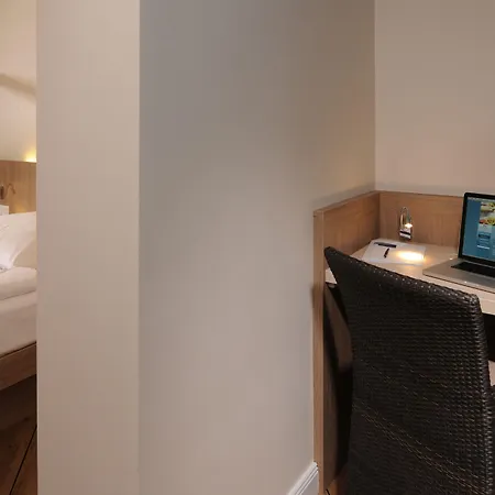 Hotel Vier Jahreszeiten Lübeck-3