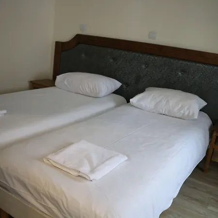 Grand Hotel De Clermont-3