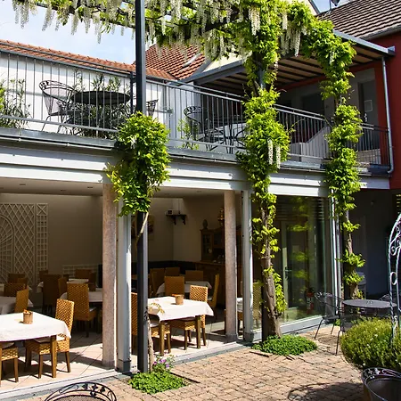 Arndt Hotel Garni-3