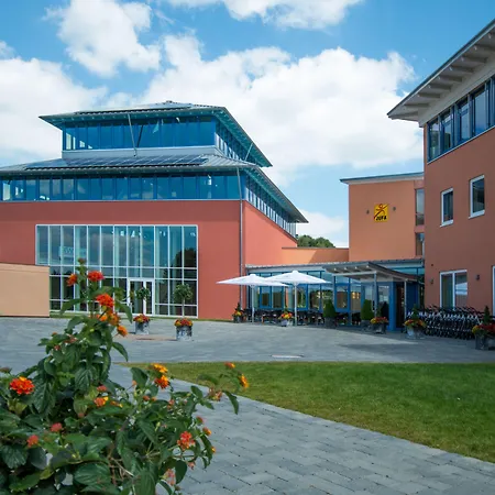 JUFA Hotel im Brückenkopfpark - Jülich-3