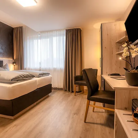 Hotel Monopol-3
