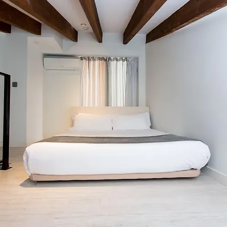 Room Mate Oliveira - City Centre, Valencia-2