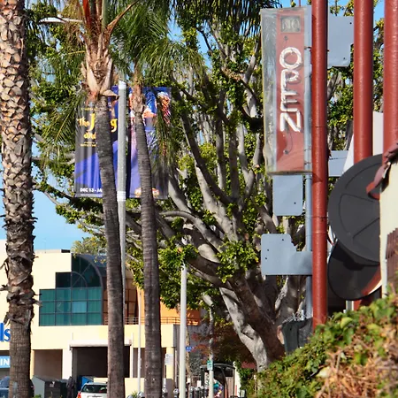 El Royale Hotel - Near Universal Studios Hollywood-3