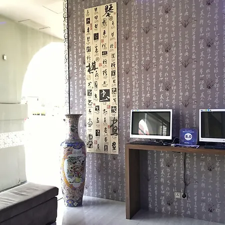 Bliss Hotel Singapore-2