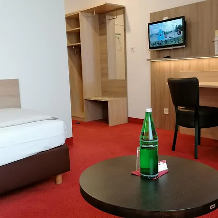 Montana Hotel Mönchengladbach-2